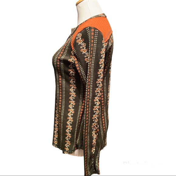 Ces Femme Scandi Floral Print Thermal Henley - Picture 5 of 7